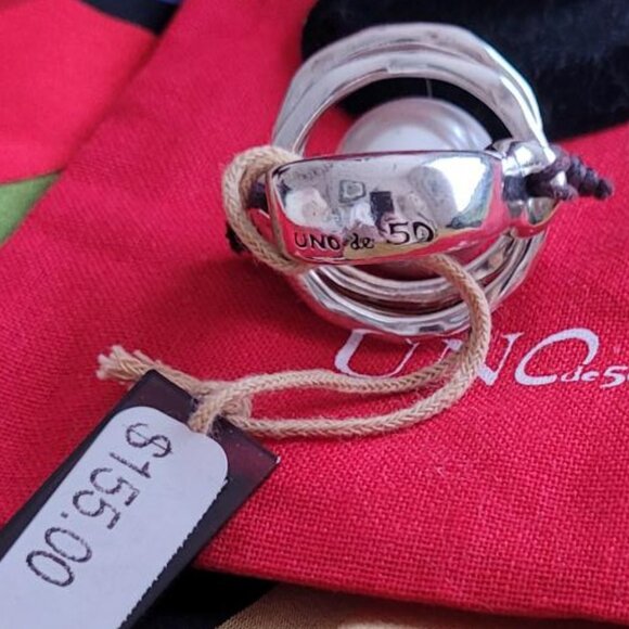 NWT Uno de 50 Pearl Ring - Size 9 - Picture 2 of 3